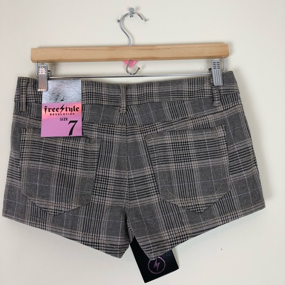 Free Style Revolution Plaid Shorts C216, 17, 18,19 - Picture 5 of 8